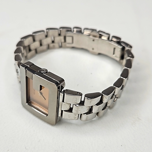 Authentic Gucci "G" 3600L Ladies 29mm Watch - Picture 4 of 13